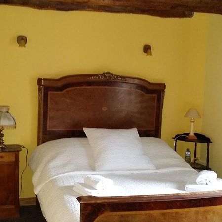 Les Trois Cheminees Chambres D'Hotes Livarot-Pays-d'Auge Luaran gambar