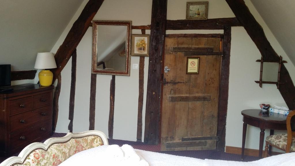 Les Trois Cheminees Chambres D'Hotes Livarot-Pays-d'Auge Luaran gambar