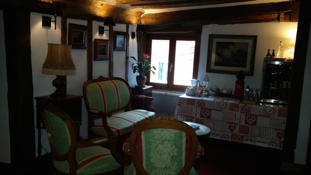 Les Trois Cheminees Chambres D'Hotes Livarot-Pays-d'Auge Luaran gambar
