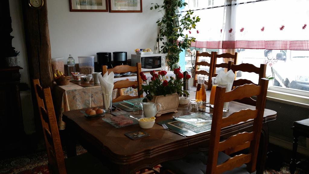 Les Trois Cheminees Chambres D'Hotes Livarot-Pays-d'Auge Luaran gambar